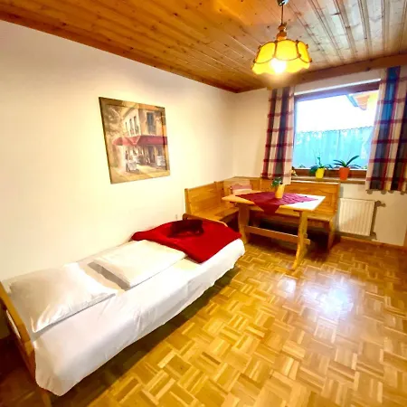 Pleschinhof 沃尔特湖畔韦尔登