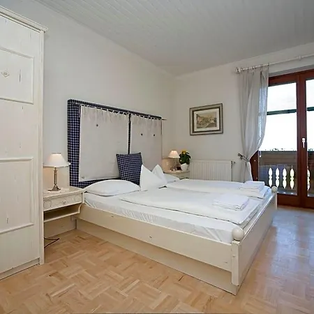 Pleschinhof *