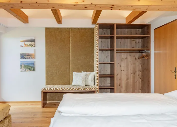 Pleschinhof Farm stay *